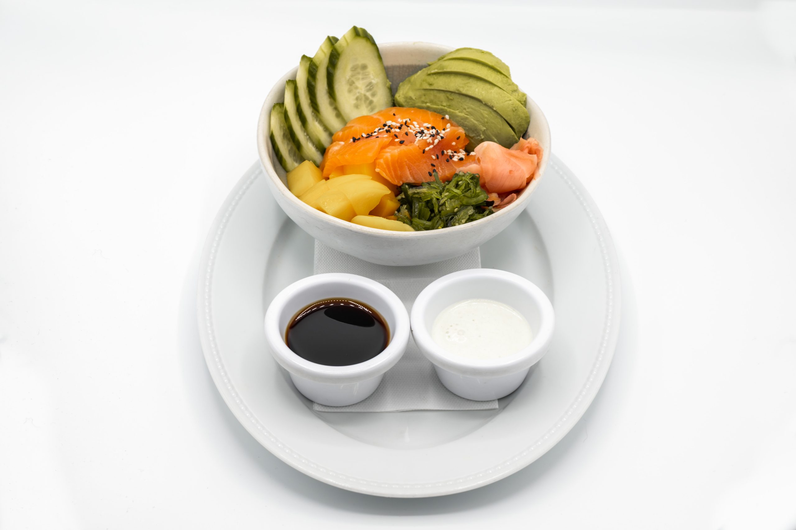 Poké bowl saumon